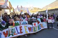 I bambini in testa al corteo